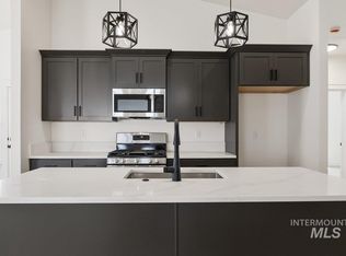 1317 18th Ave E, Jerome, ID 83338