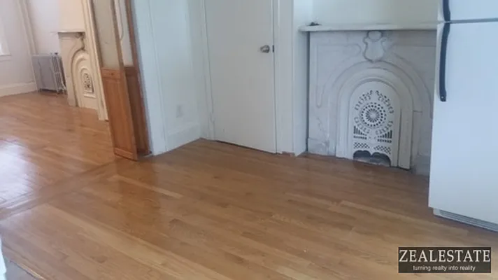 Rented by ZealEstate Group Inc | media 11