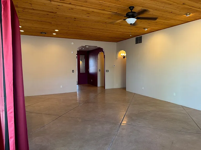 1717 N Baxter Dr — Photo 18