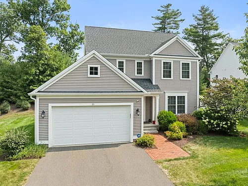 21 Carson Way Photo 1