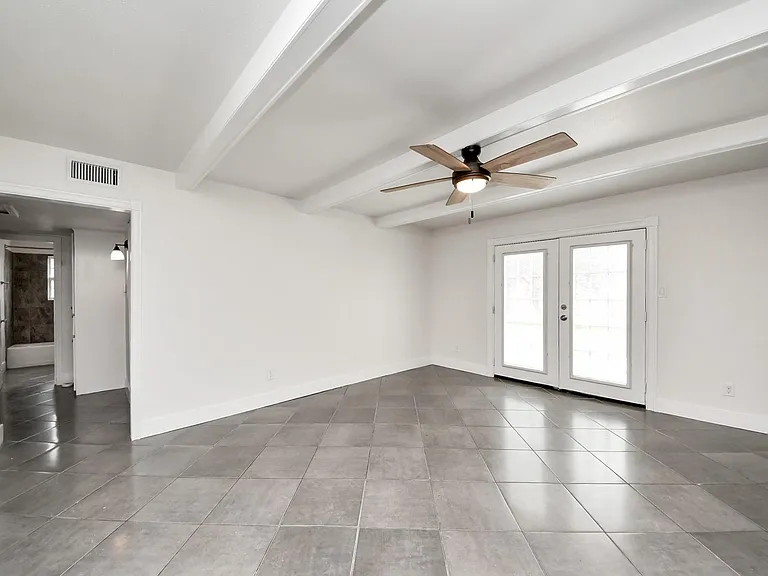 4011 Ebbtide Dr — Photo 10