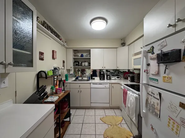 33 Paul St, Newton Center, MA