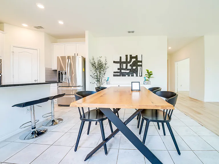 405 Club House Dr — Photo 7
