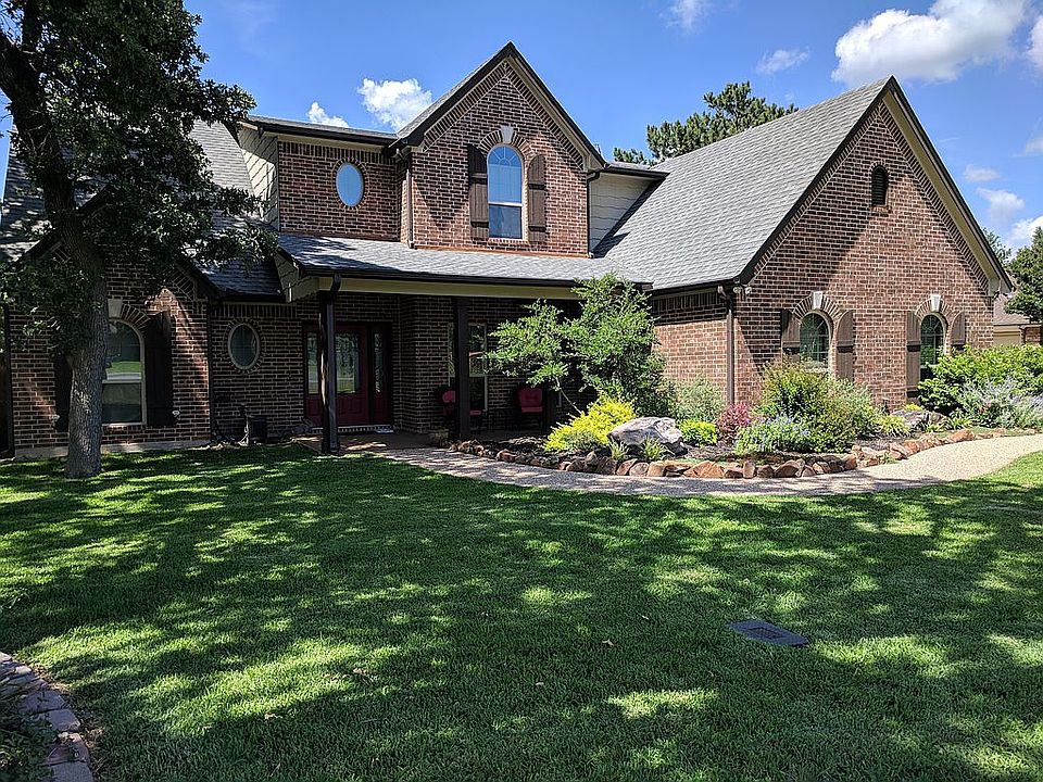 1st image of 2701 S Chase Ct