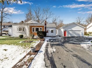 2088 Harvey Rd, Grand Island, NY 14072