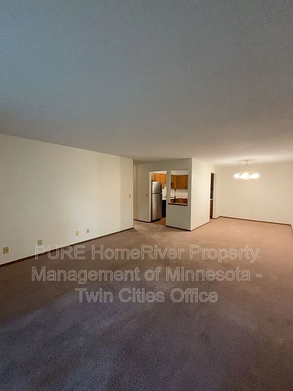 2 bed, 2.0 bath, 1100 sqft, $1,595 — Photo 3