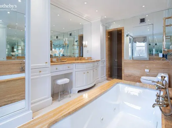 781 5th Avenue image 9 of 13