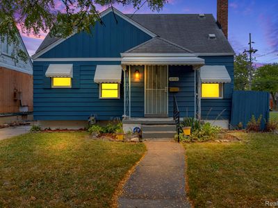6712 Artesian St, Detroit, MI, 48228