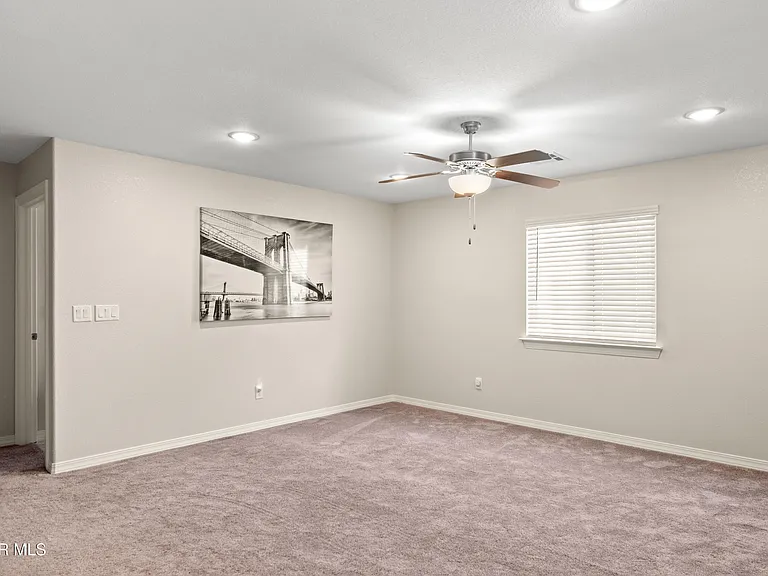 12776 Hidden Edge Dr — Photo 17