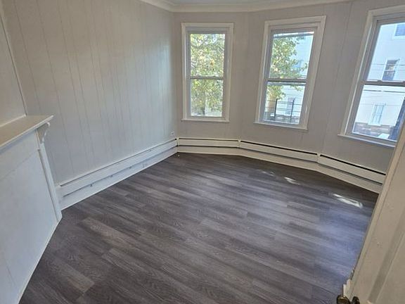 3rd image of 46 Hawkins St #6D