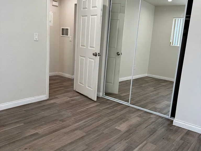 25452 Cole St #1 — Photo 4