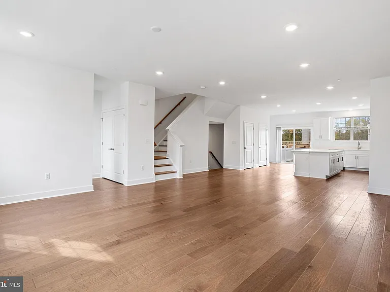 136 Ada Hightower Ave — Photo 9
