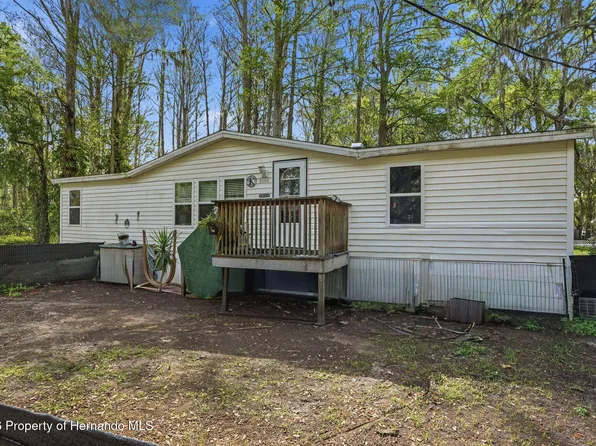 8604 Cameo Dr, New Port Richey, FL 34654