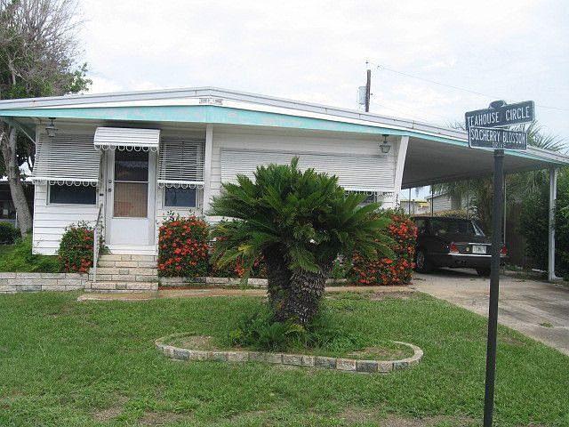 1st image of 2627 Japonica Dr #1