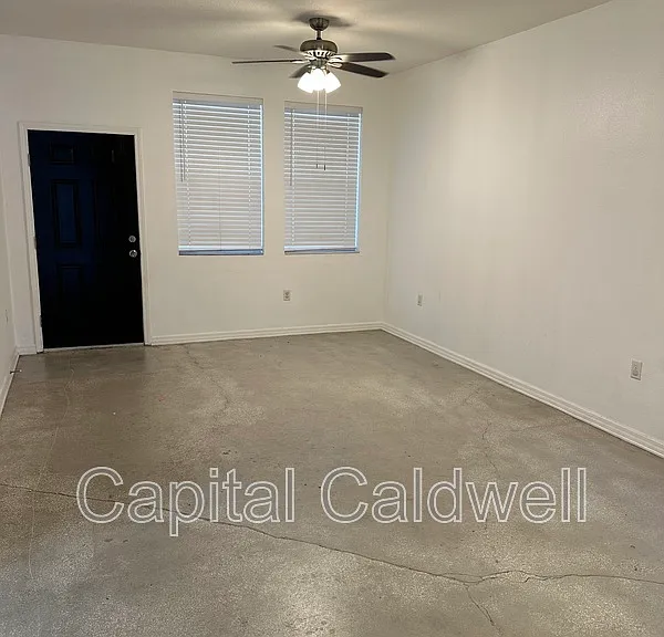 1215 E 29th Ave — Photo 3