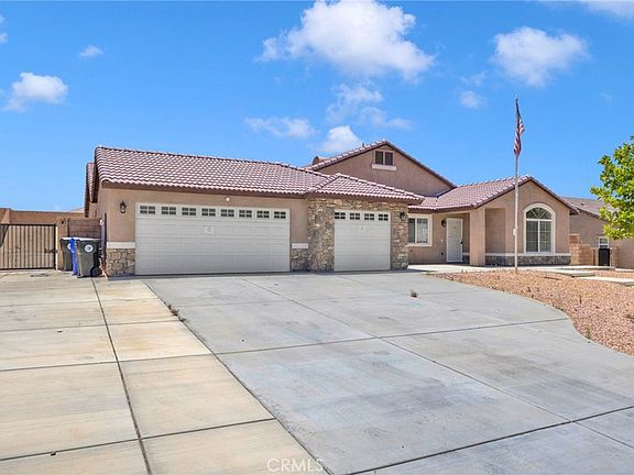 3rd image of 17877 Cabazon Rd