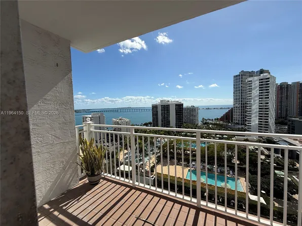 185 SE 14th Ter APT 1807, Miami, FL 33131