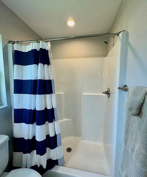 5423 NW 52nd Ave — Photo 23