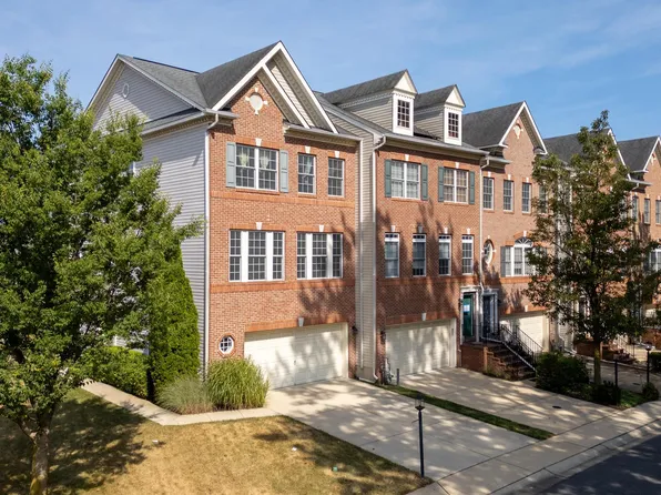 2417 Ogden Sq, Gambrills, MD 21054