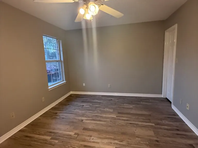 4571 Baybrook Dr — Photo 6