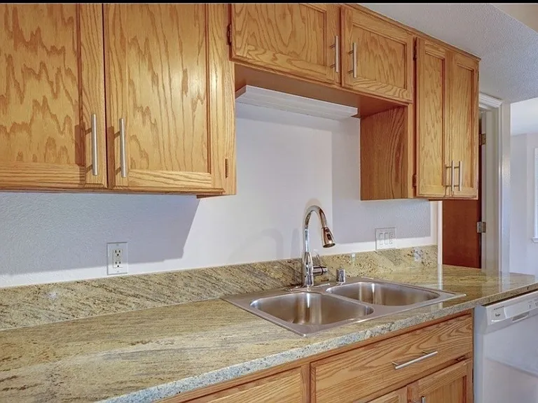 19822 Military Rd S #4 — Photo 19