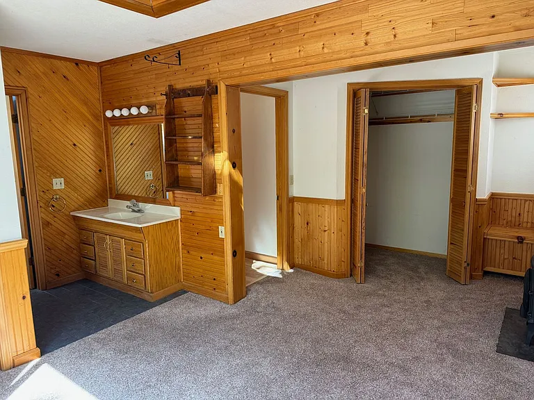 574 Koru St — Photo 5