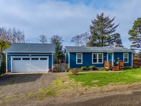 9926 NW Line St, Seal Rock, OR 97376
