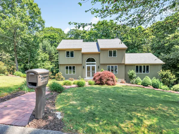 26 Rolling Brook Lane, Shelton, CT 06484