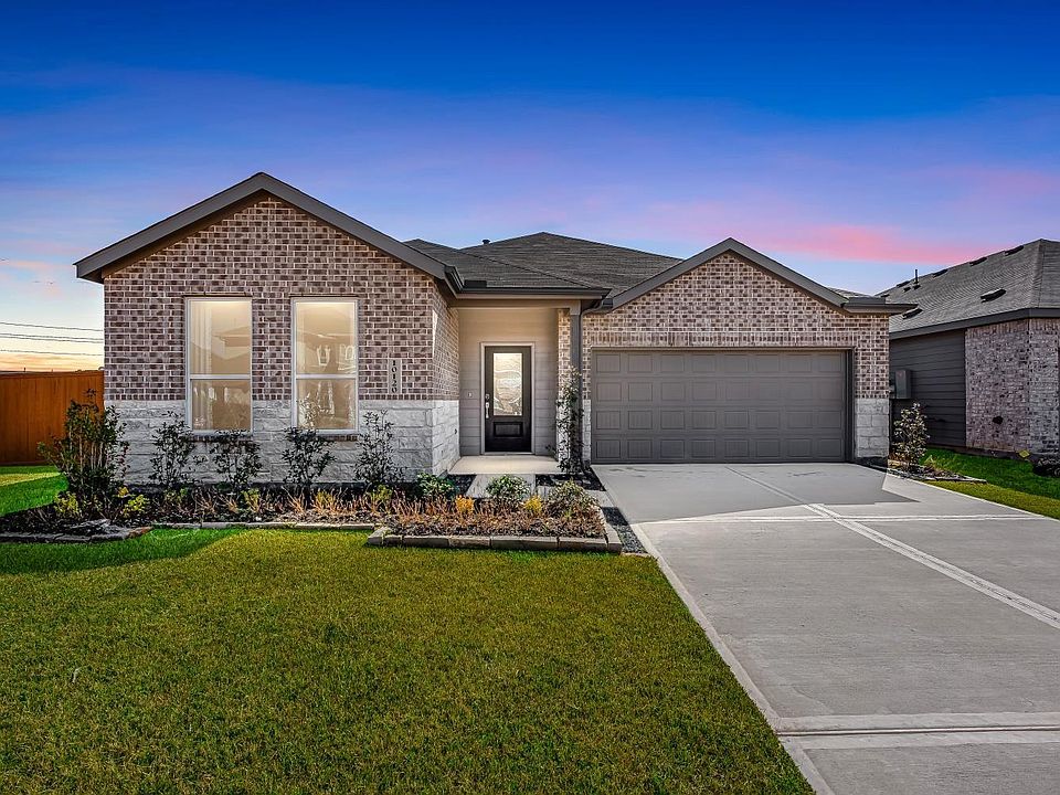 1st image of 10120 Oakland Hills Dr