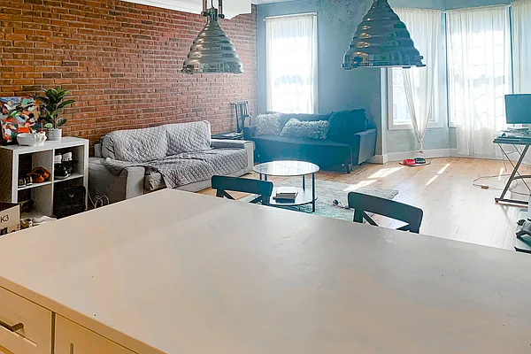 Rented by MySpaceNYC | media 3