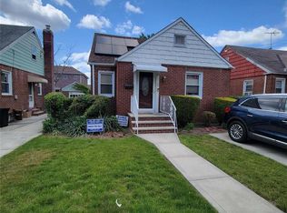 22010 130th Ave, Springfield Gardens, NY 11413