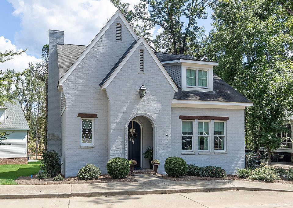 1st image of 1034 Fieldstone Ln