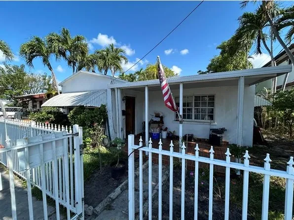 3155 SW 23rd Ter, Miami, FL 33145