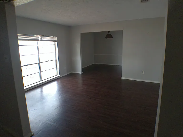 7322 W Fuqua Dr — Photo 10