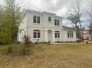 1213 Kiefer Creek Rd, Ballwin, MO 63021