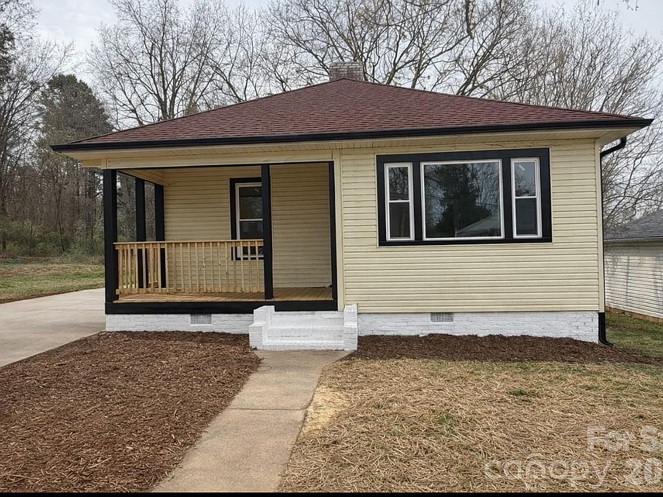 1st image of 121 Falls Rd