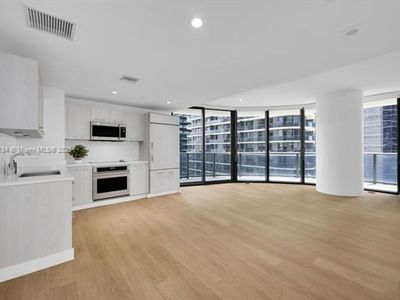 45 SW 9th St APT 2101, Miami, FL, 33130