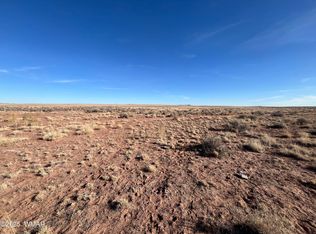 S 19th St, Holbrook, AZ 86025