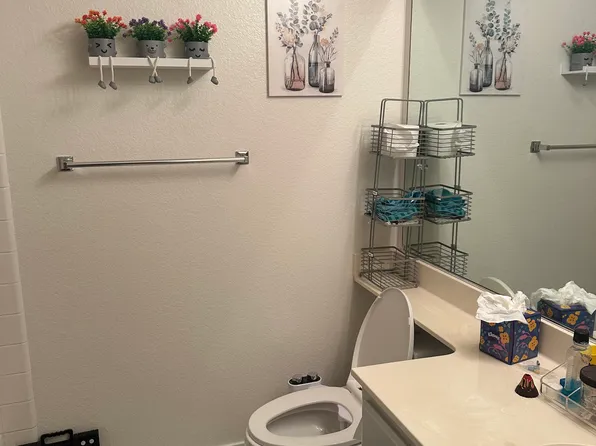 (undisclosed Address), Elk Grove, CA 95758
