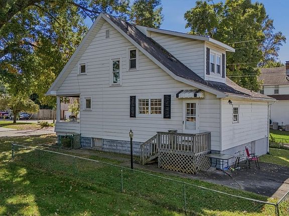 2nd image of 5801 4th Ave