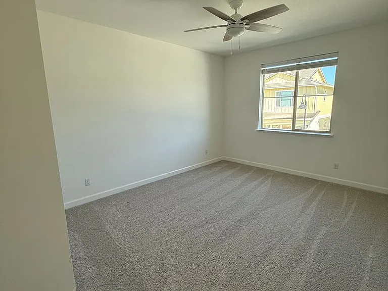 2460 Cinnabar Dr — Photo 10