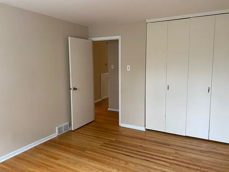5462 Vicaris St #1 — Photo 10