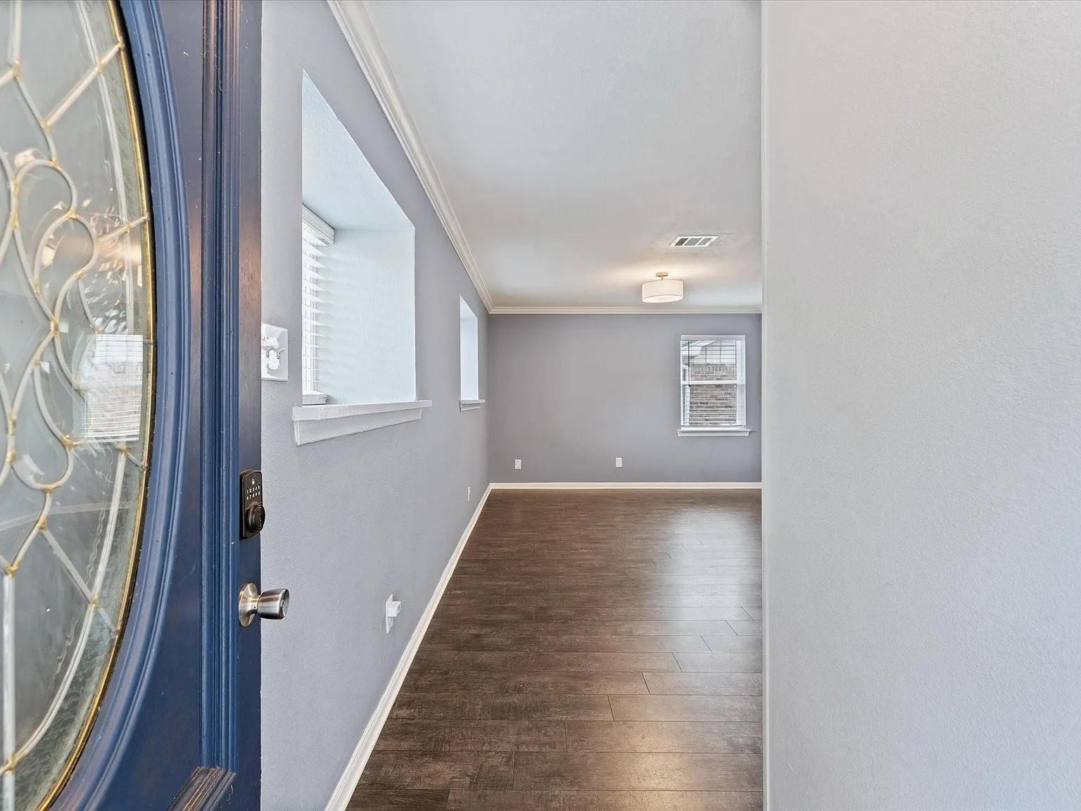 3 bed, 2.0 bath, 1553 sqft, $2,500 — Photo 4