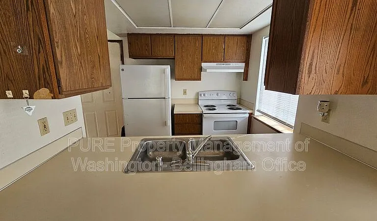 2256 Douglas Rd #1 — Photo 3