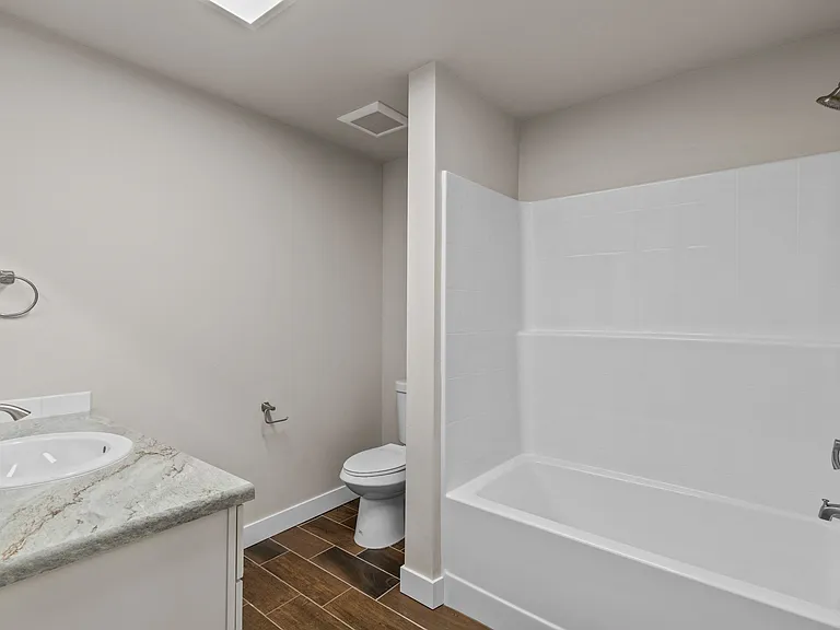 Interior Bathroom at Lakeside Apartments