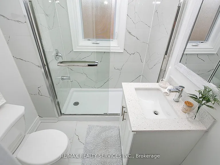 20 Somerset Ave E — Photo 26