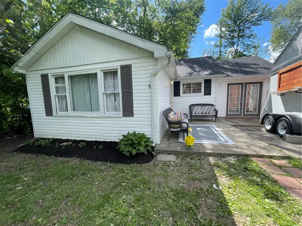 6967 Sennett St, Dayton, OH 45414