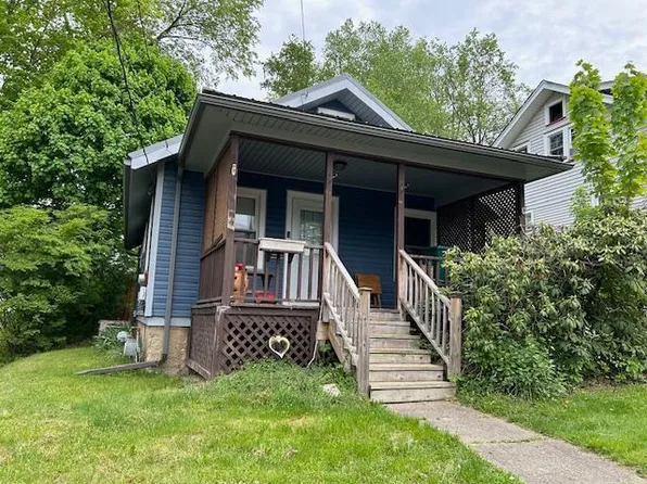 7 Rollins St #9, Warren, PA 16365