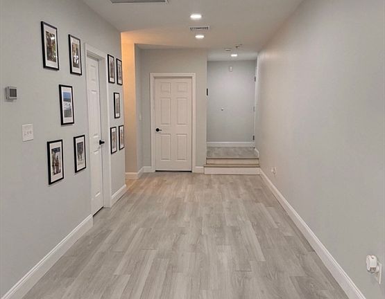 2nd image of 531 Main St APT 201M