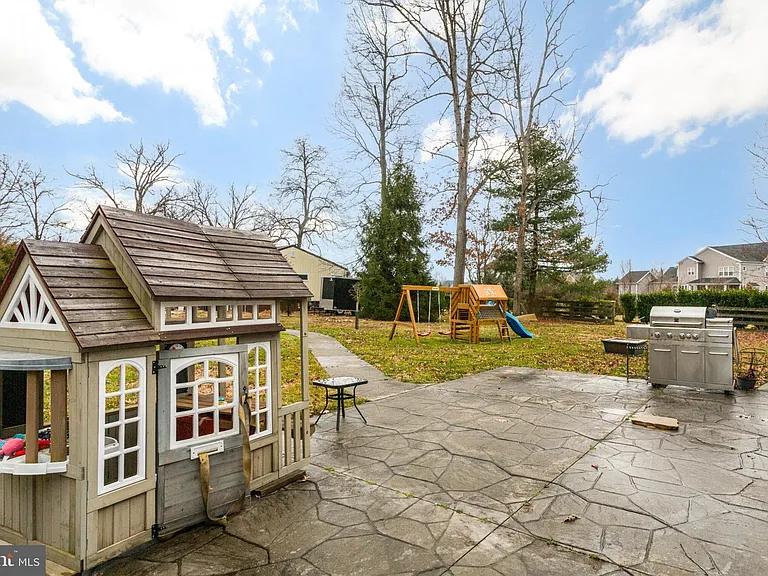 7465 Browns Bridge Rd — Photo 35